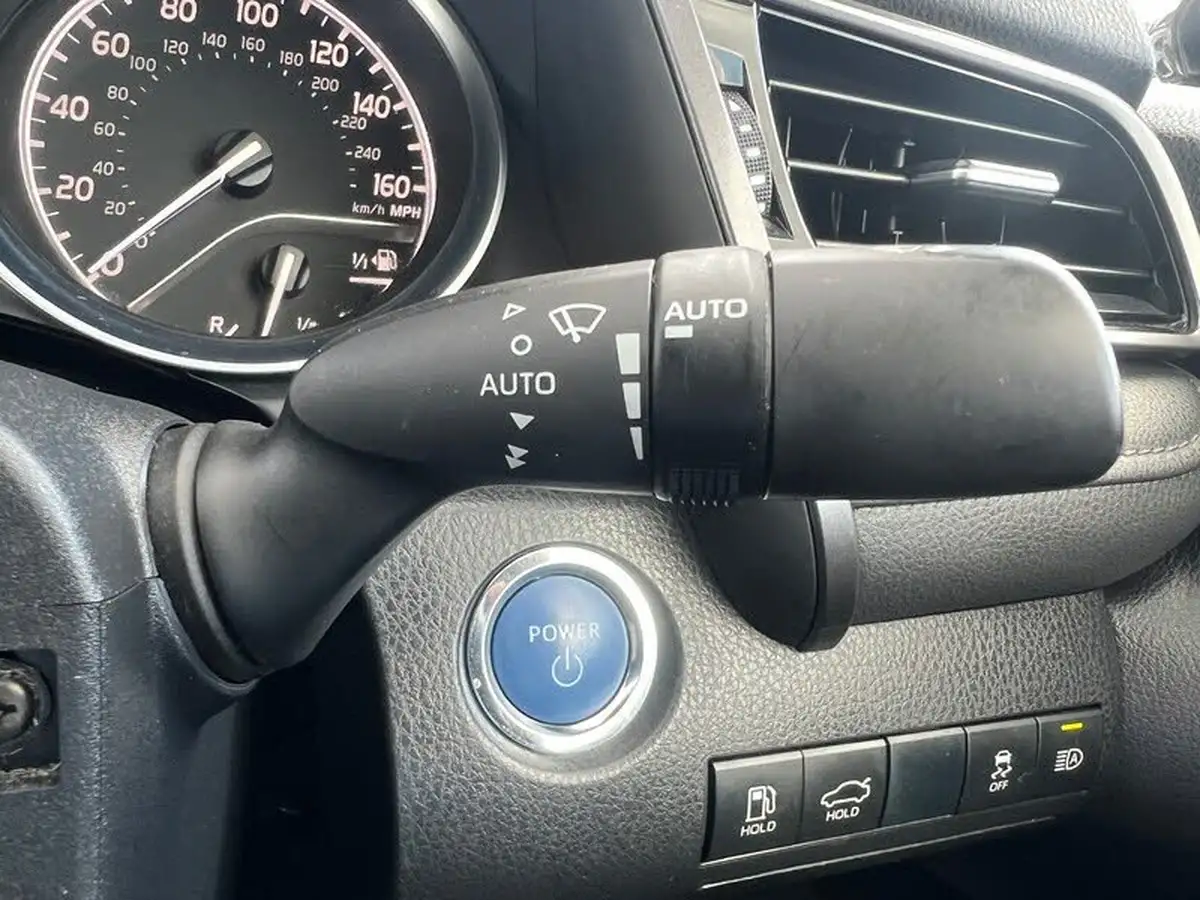 2021-toyota-camry-25-vvt-i-design-big-55