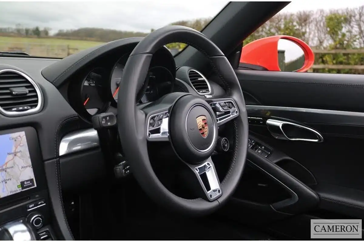2016-porsche-boxster-718-25-boxster-s-pdk-big-16