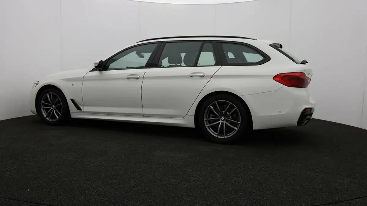 2018-bmw-5-series-20td-520d-m-sport-188bhp-xdrive-touring-5d-big-66