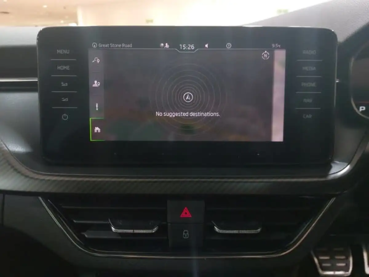2022-skoda-kamiq-10-tsi-monte-carlo-109ps-dsg-big-15