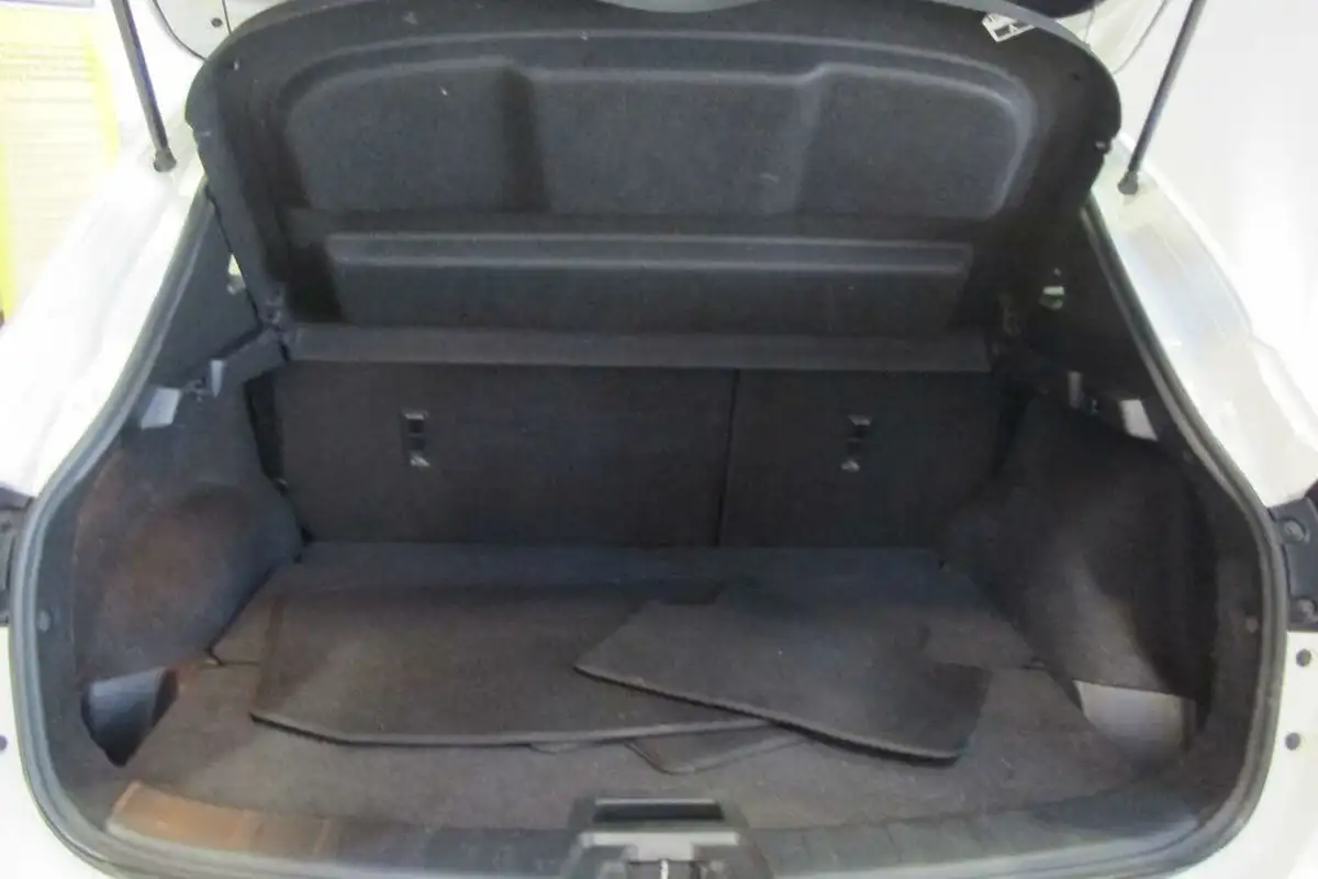 2019-nissan-qashqai-13-dig-t-acenta-premium-160ps-dct-big-12