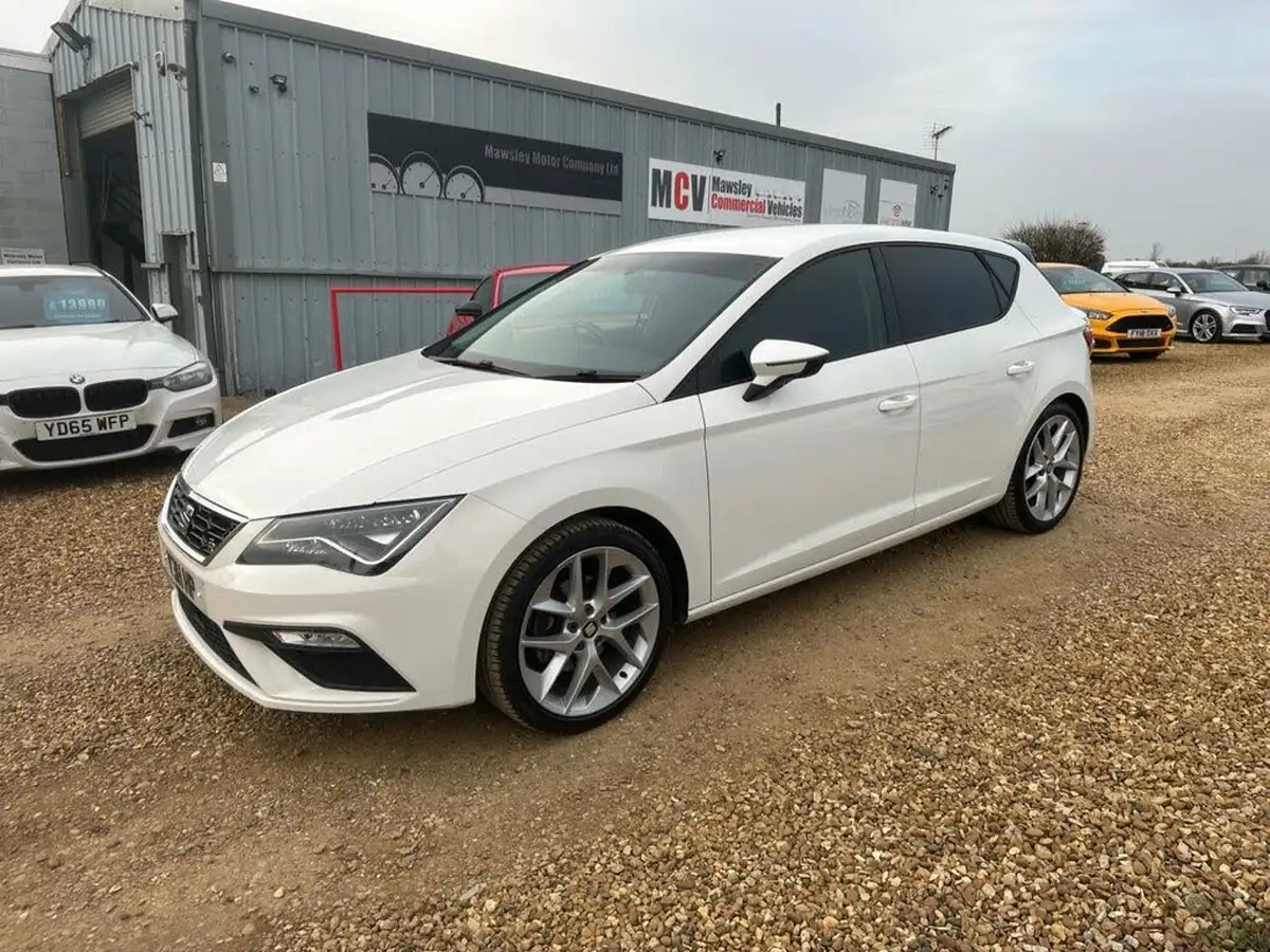 2018-seat-leon-14-tsi-fr-technology-hatchback-5d-big-0