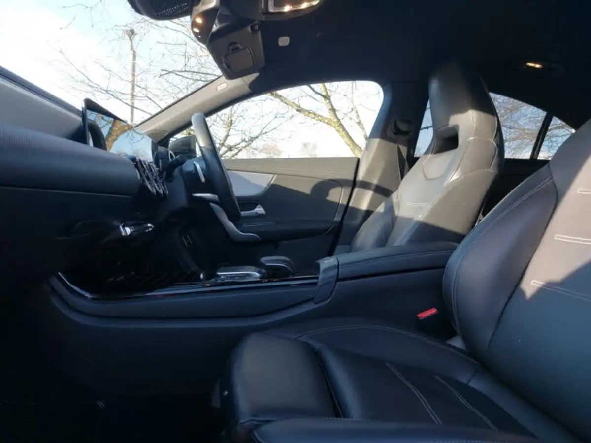 2020-mercedes-benz-cla-13-cla-200-amg-line-coupe-4d-7g-dct-big-4