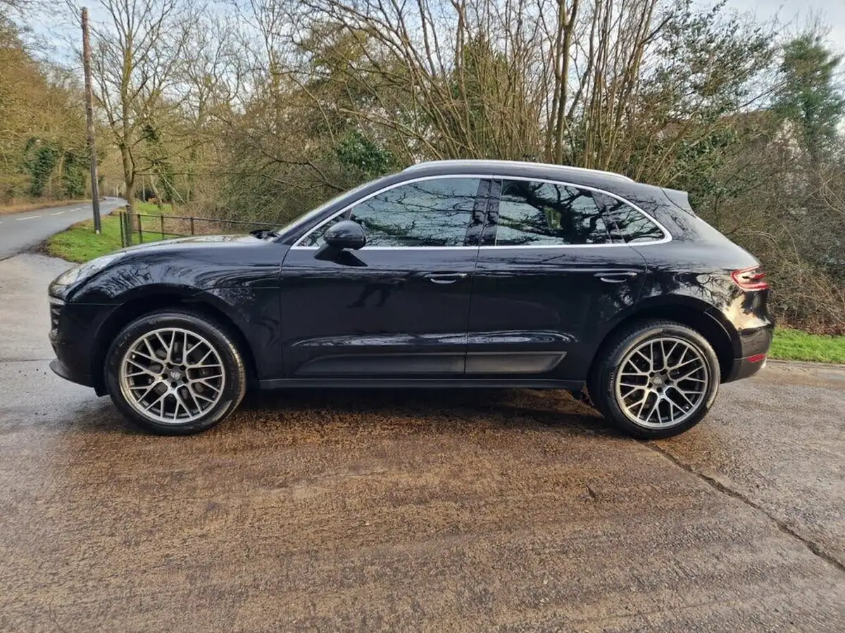 2015-porsche-macan-20-big-8