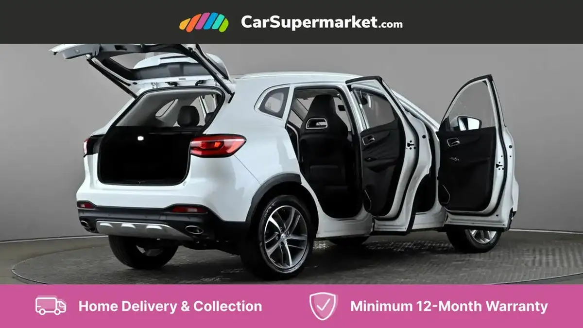 2022-mg-hs-15t-gdi-exclusive-162ps-dct-big-11