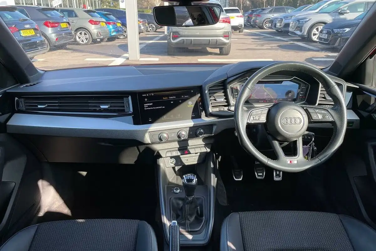 2020-audi-a1-10-30-tfsi-s-line-110ps-big-2
