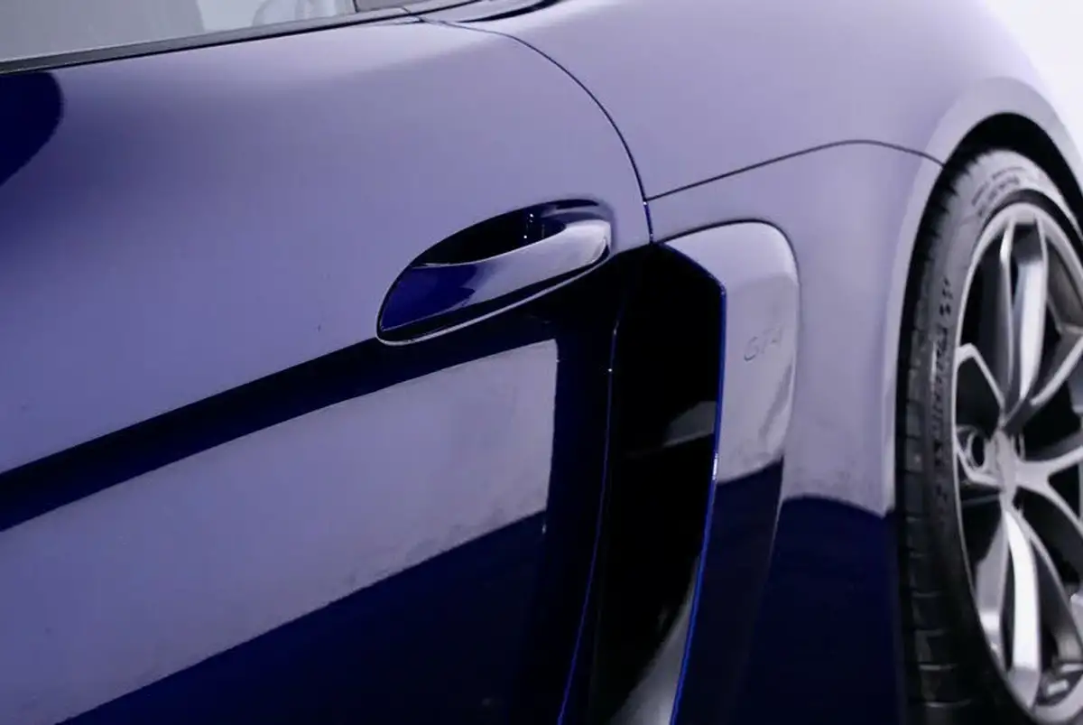2020-porsche-cayman-718-40-cayman-gt4-big-44
