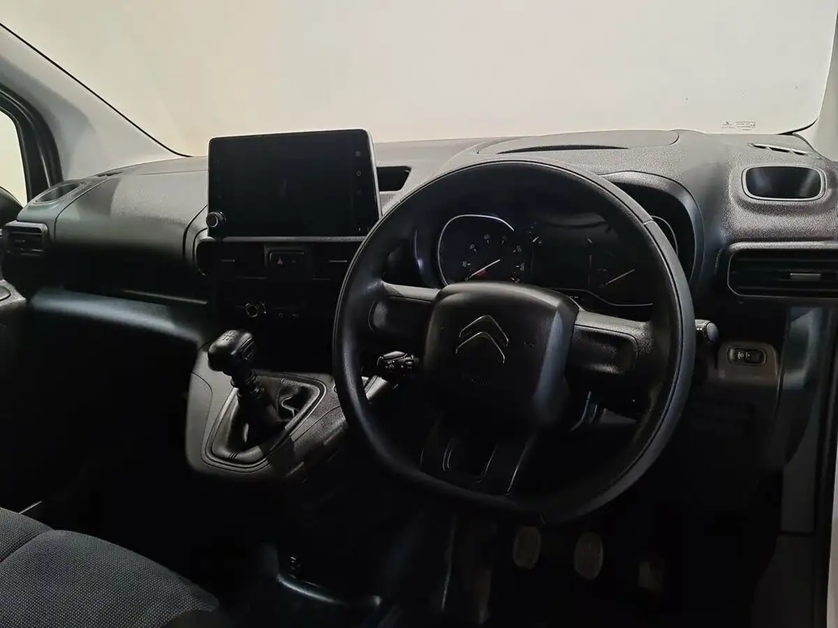 2021-citroen-berlingo-15bluehdi-1000-enterprise-pro-100pseu6d-big-3