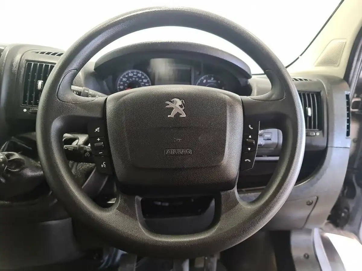 2021-peugeot-boxer-22-bluehdi-professional-335-l3-h2-140bhpeu6dt-panel-big-21