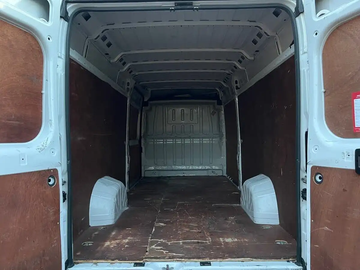2021-peugeot-boxer-22-bluehdi-professional-435-l4-h2-140bhpeu6dt-big-24