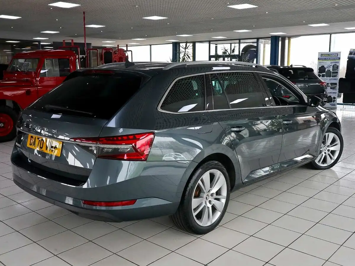 2020-skoda-superb-20tdi-se-l-150ps-estate-dsg-big-6