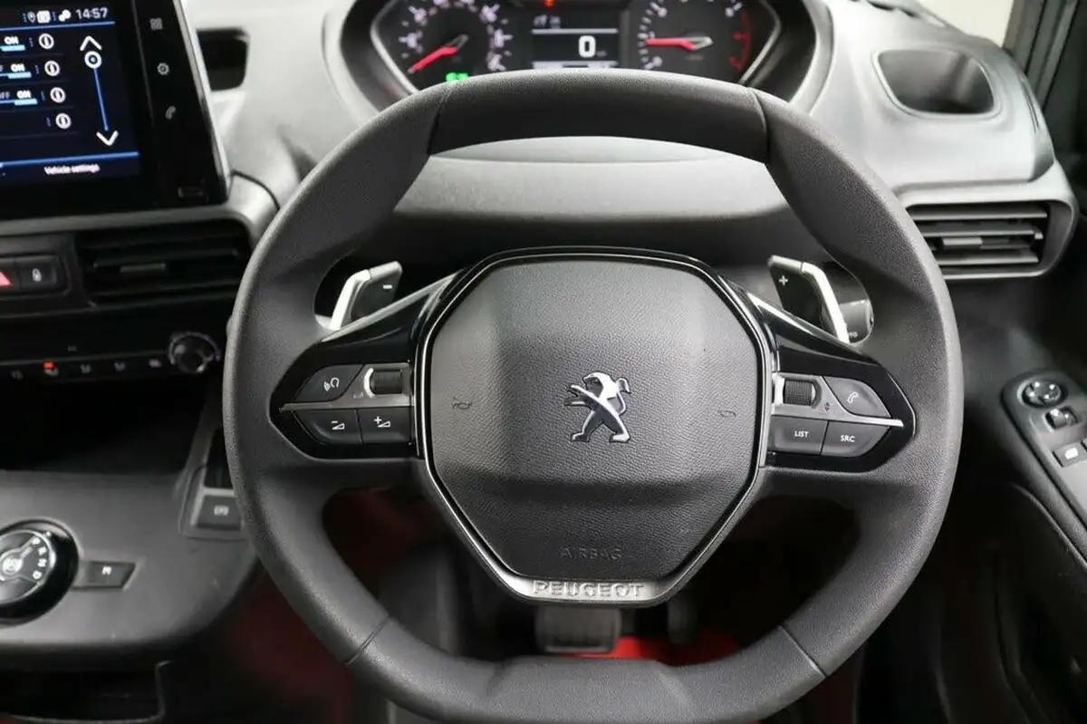 2021-peugeot-partner-15-bluehdi-1000-asphalt-premium-130pseu6dt-e-ss-eat8-big-34