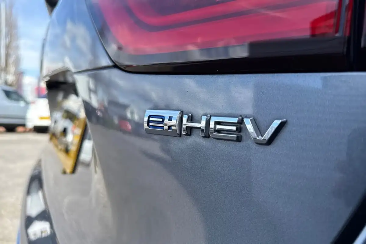 2022-honda-jazz-15-i-mmd-ex-107ps-big-35