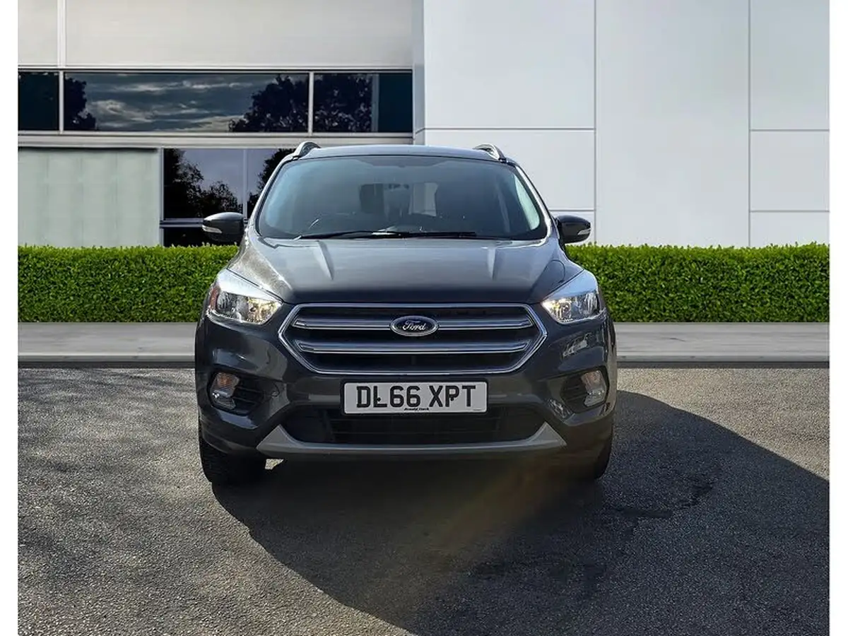 2016-ford-kuga-15tdci-zetec-big-1