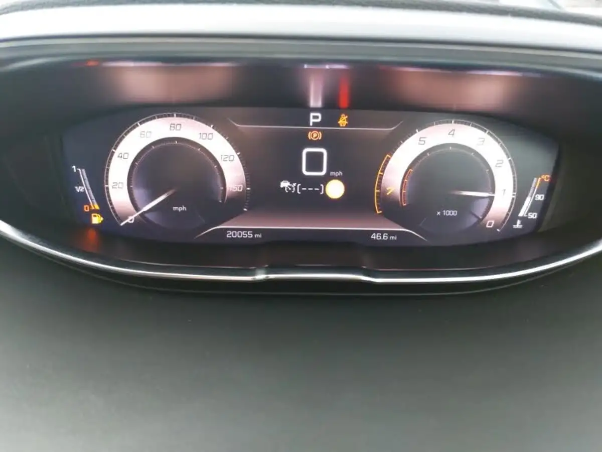 2022-peugeot-3008-suv-12-puretech-gt-eat8-big-11