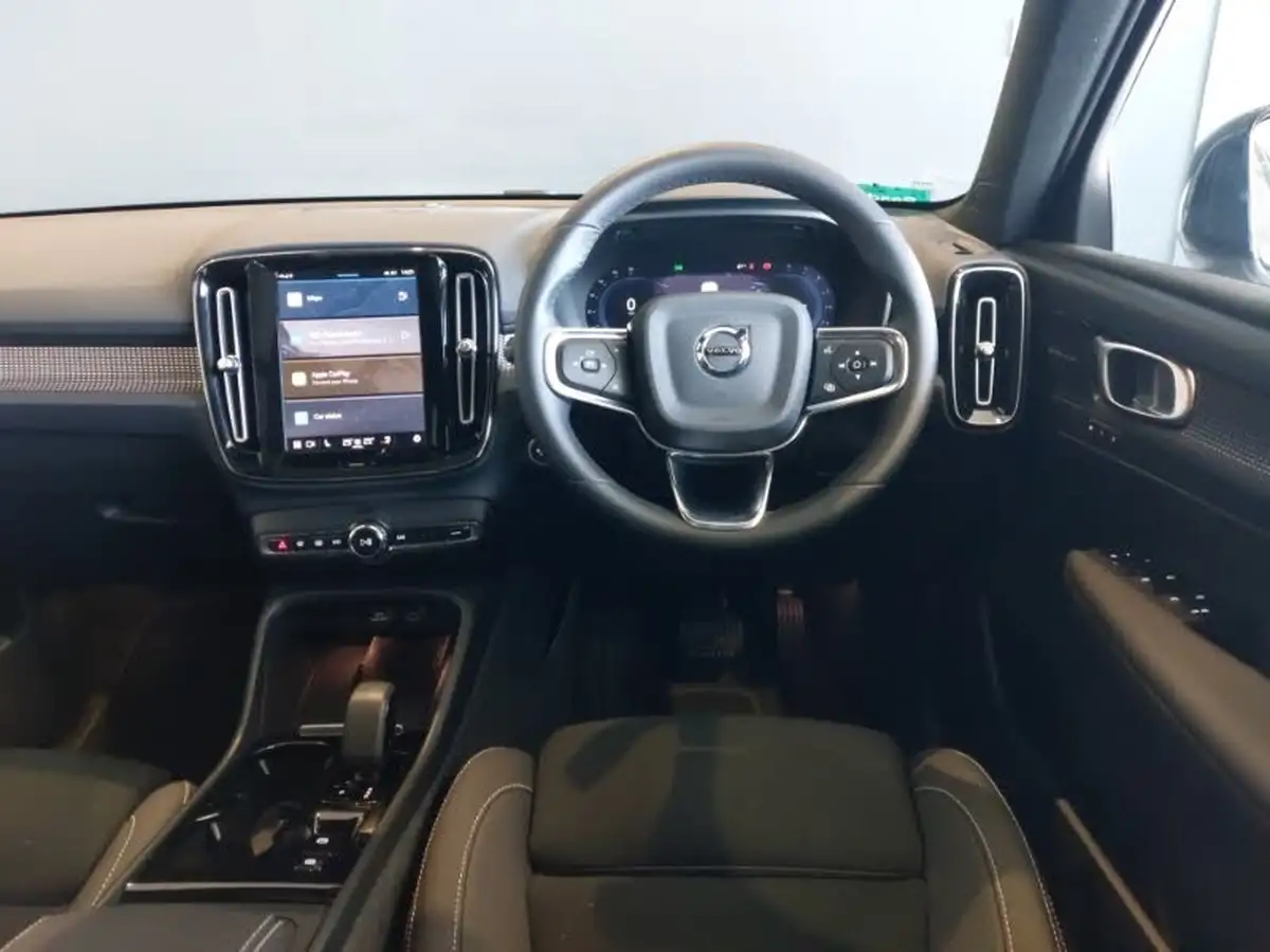 2023-volvo-xc40-20-b4-ultimate-big-6