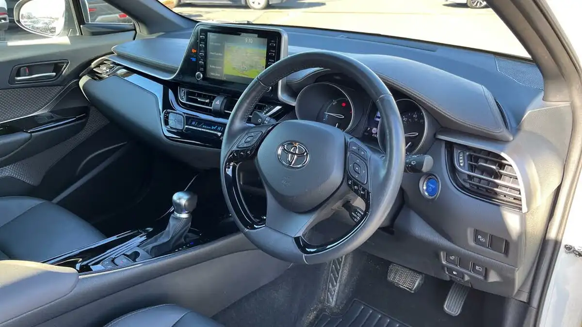 2020-toyota-c-hr-18-vvt-i-excel-big-22