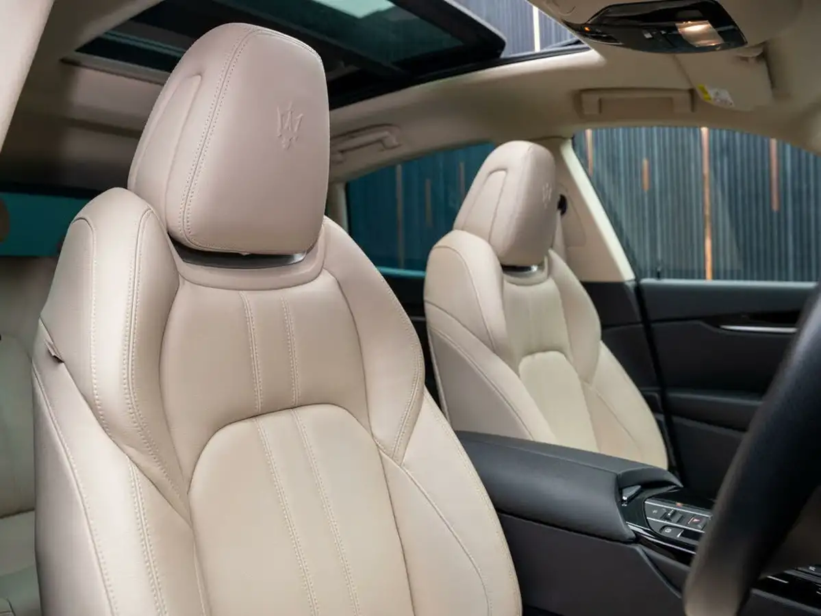 2018-maserati-levante-30-gransport-nerissimo-edition-big-13