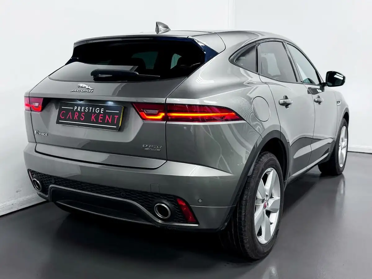 2019-jaguar-e-pace-20-i4d-r-dynamic-se-180ps-awd-auto-big-17