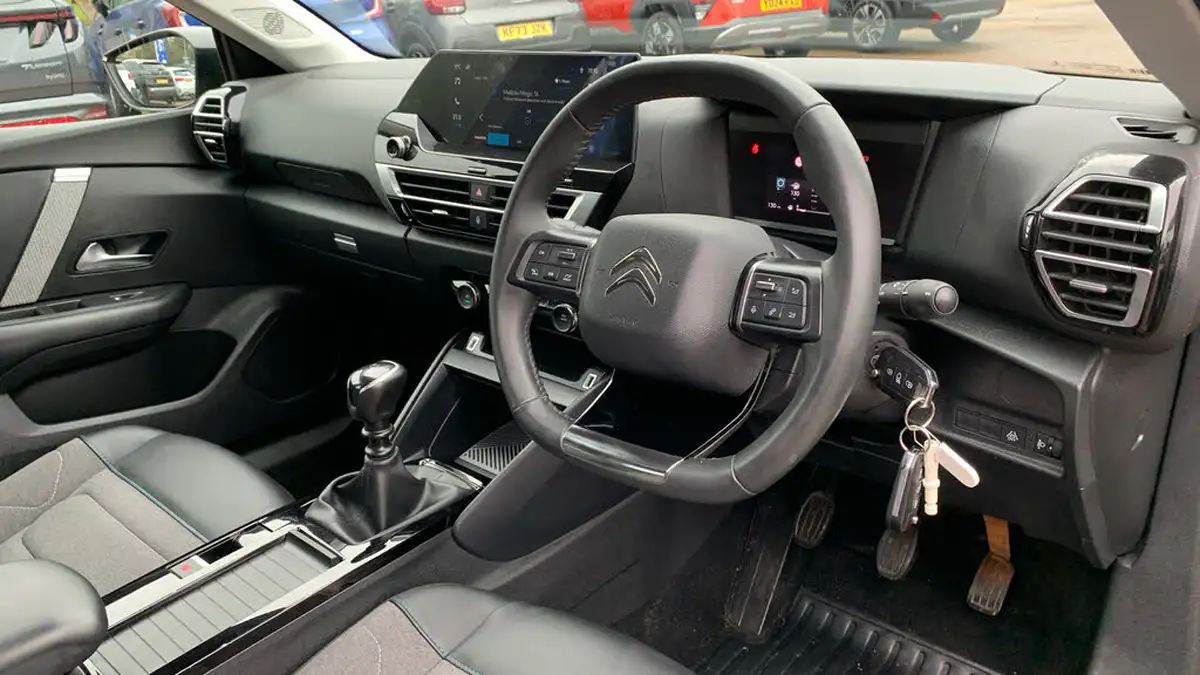 2022-citroen-c4-12-puretech-sense-big-10