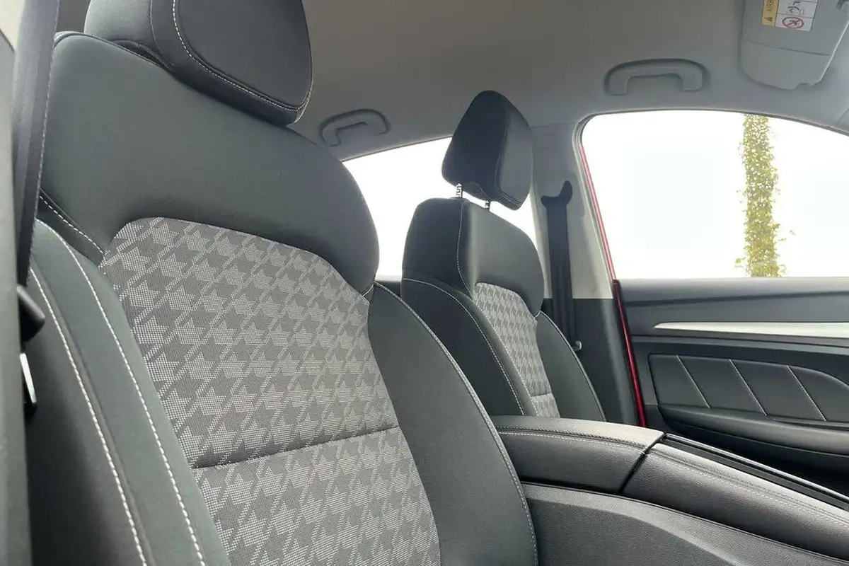 2020-mg-zs-suv-e-excite-ev-big-14