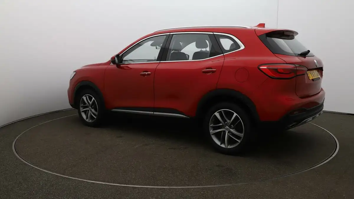 2022-mg-hs-15t-gdi-excite-162ps-dct-big-27