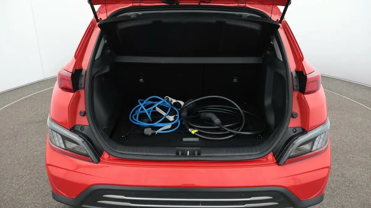2022-hyundai-kona-e-premium-204ps-64kwh-7kw-obc-big-17