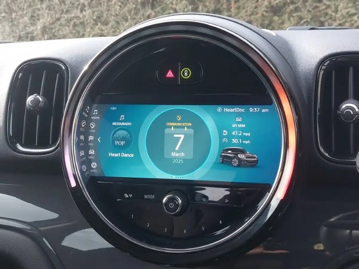 2021-mini-countryman-15-cooper-classic-auto-big-11