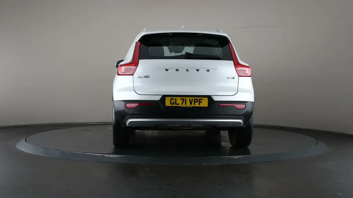 2022-volvo-xc40-20-b4-inscription-awd-big-25