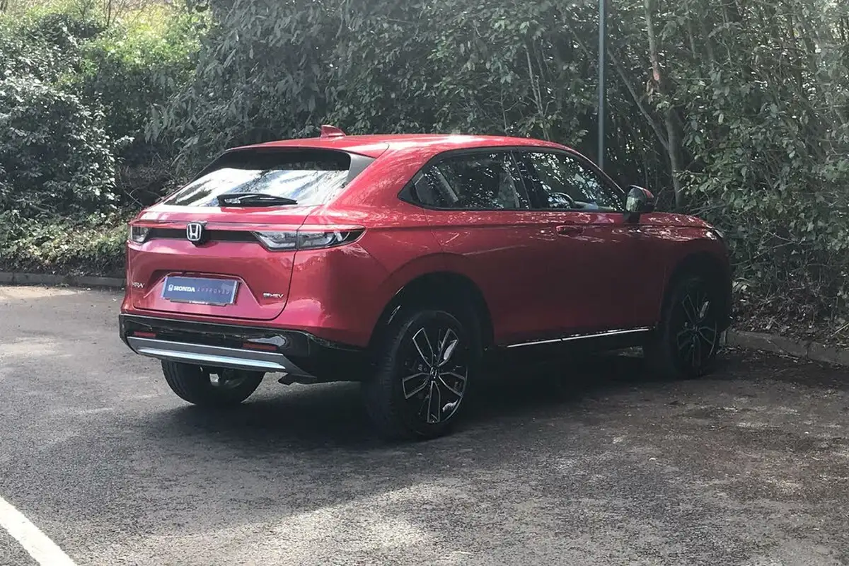 2022-honda-hr-v-15-i-mmd-advance-big-10