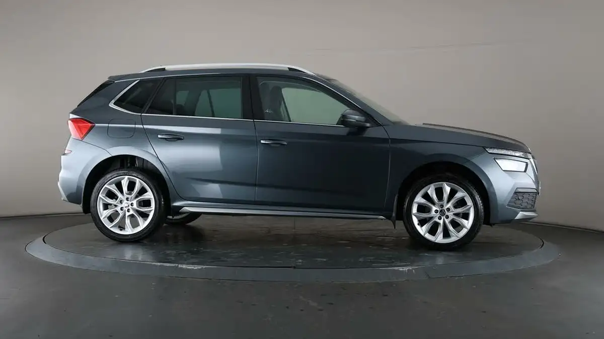 2020-skoda-kamiq-10-tsi-se-l-115ps-dsg-big-8