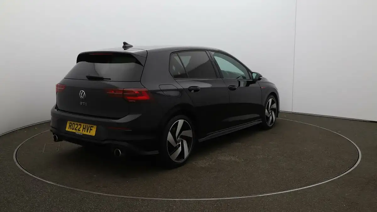 2022-volkswagen-golf-20-tsi-gti-dsg-big-7