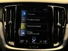 2021-volvo-v60-20-b4-r-design-small-23