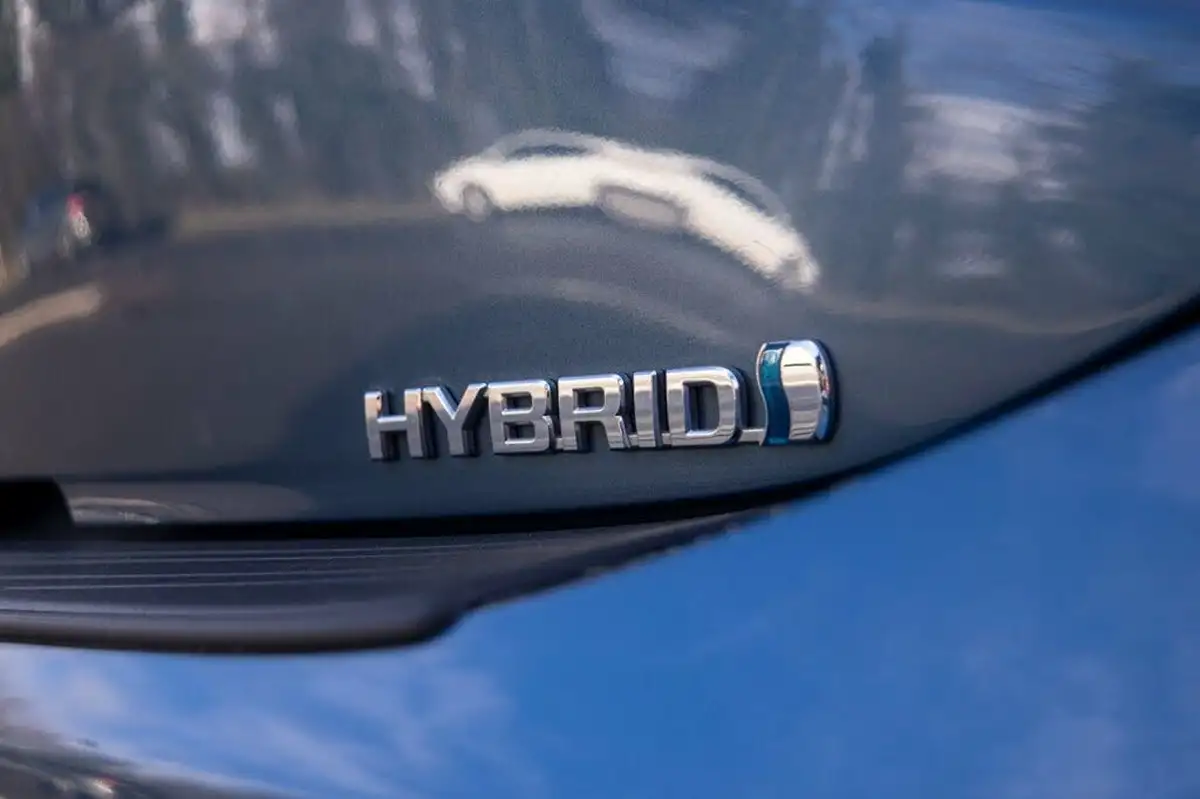 2022-toyota-corolla-18-vvt-i-icon-120bhp-trk-hatchback-5d-big-44
