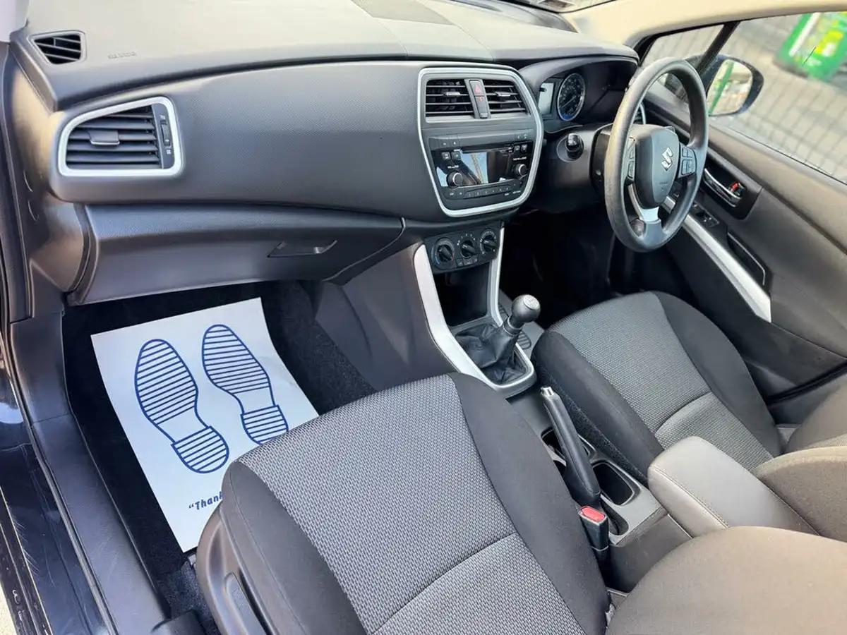 2015-suzuki-s-cross-16-sz3-big-20