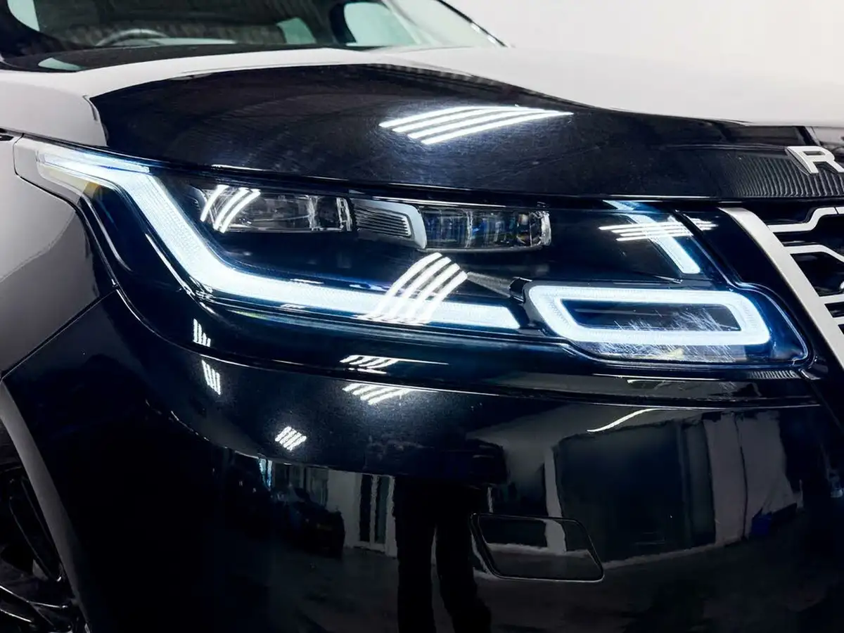 2021-land-rover-range-rover-velar-20-d200-se-big-16