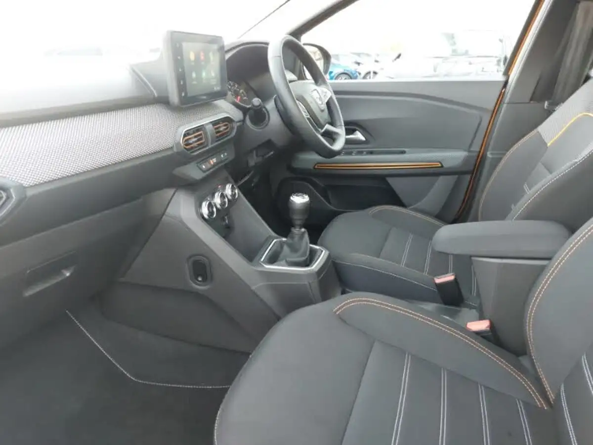 2022-dacia-sandero-stepway-10-tce-prestige-90bhp-big-4