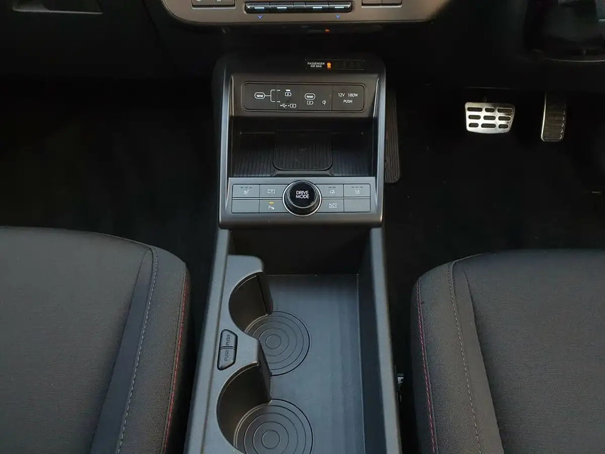 2024-hyundai-kona-16-gdi-n-line-141ps-dct-big-14