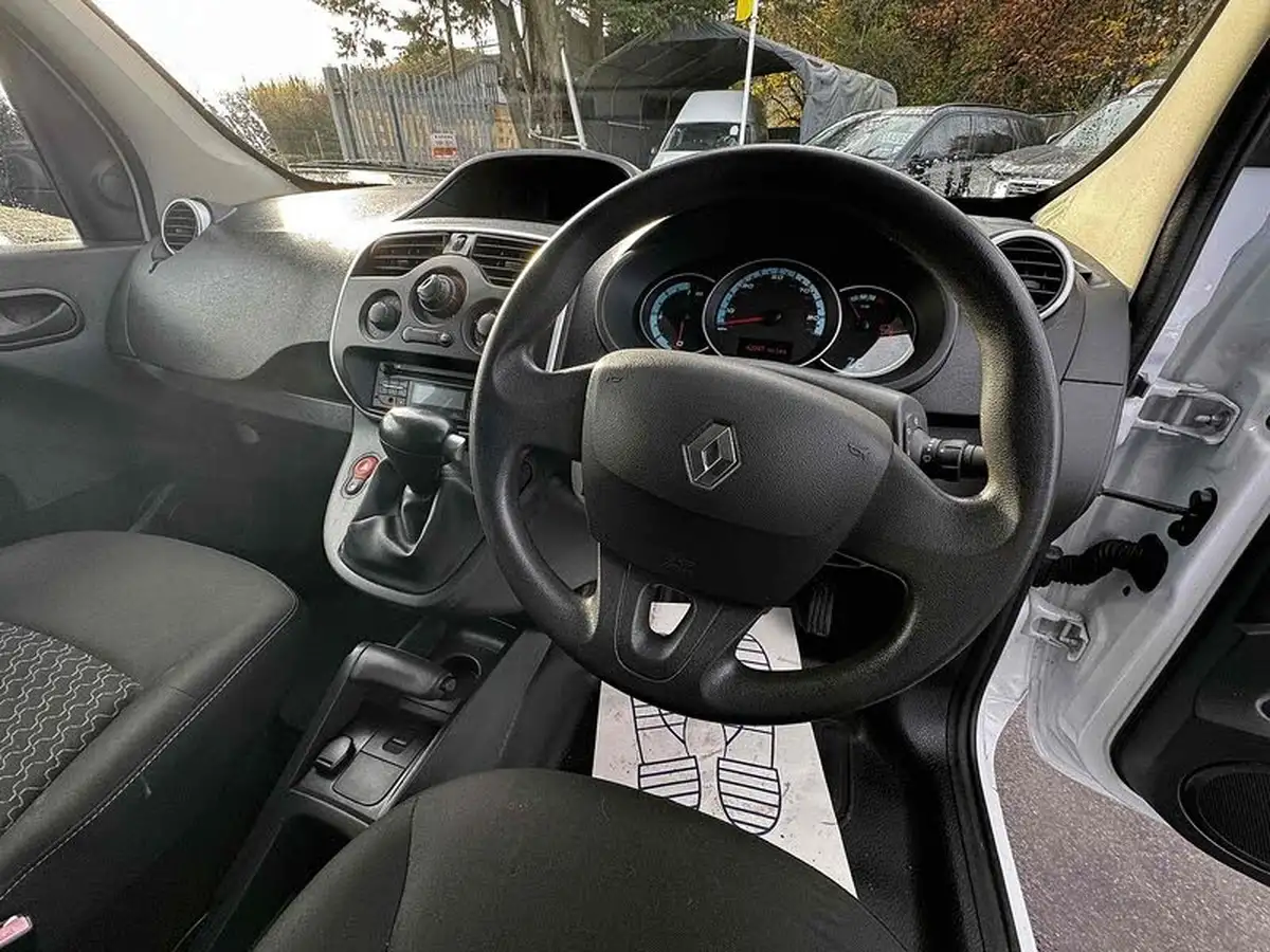 2016-renault-kangoo-maxi-e-i-maxi-ze-crew-cab-big-18