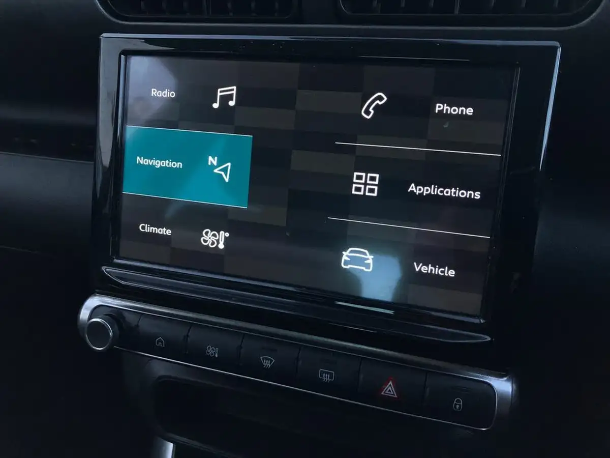 2022-citroen-c3-aircross-12-puretech-shine-110ps-big-27