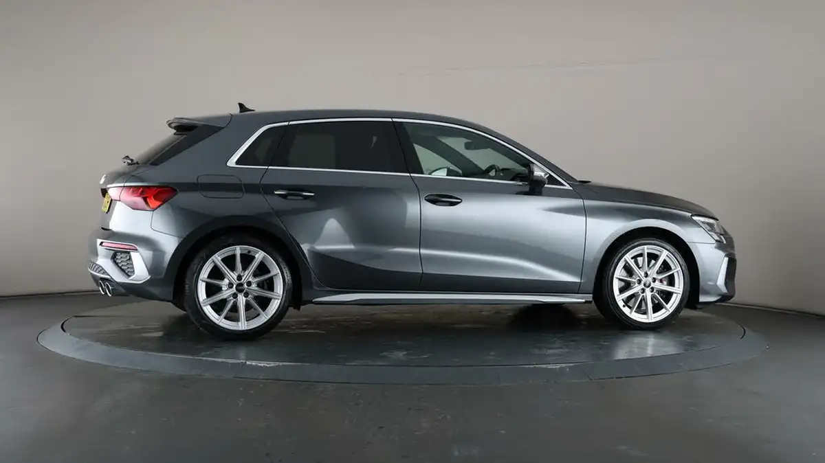 2022-audi-s3-20-tfsi-sportback-5d-big-60