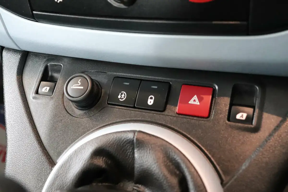 2014-citroen-berlingo-16hdi-plus-big-39