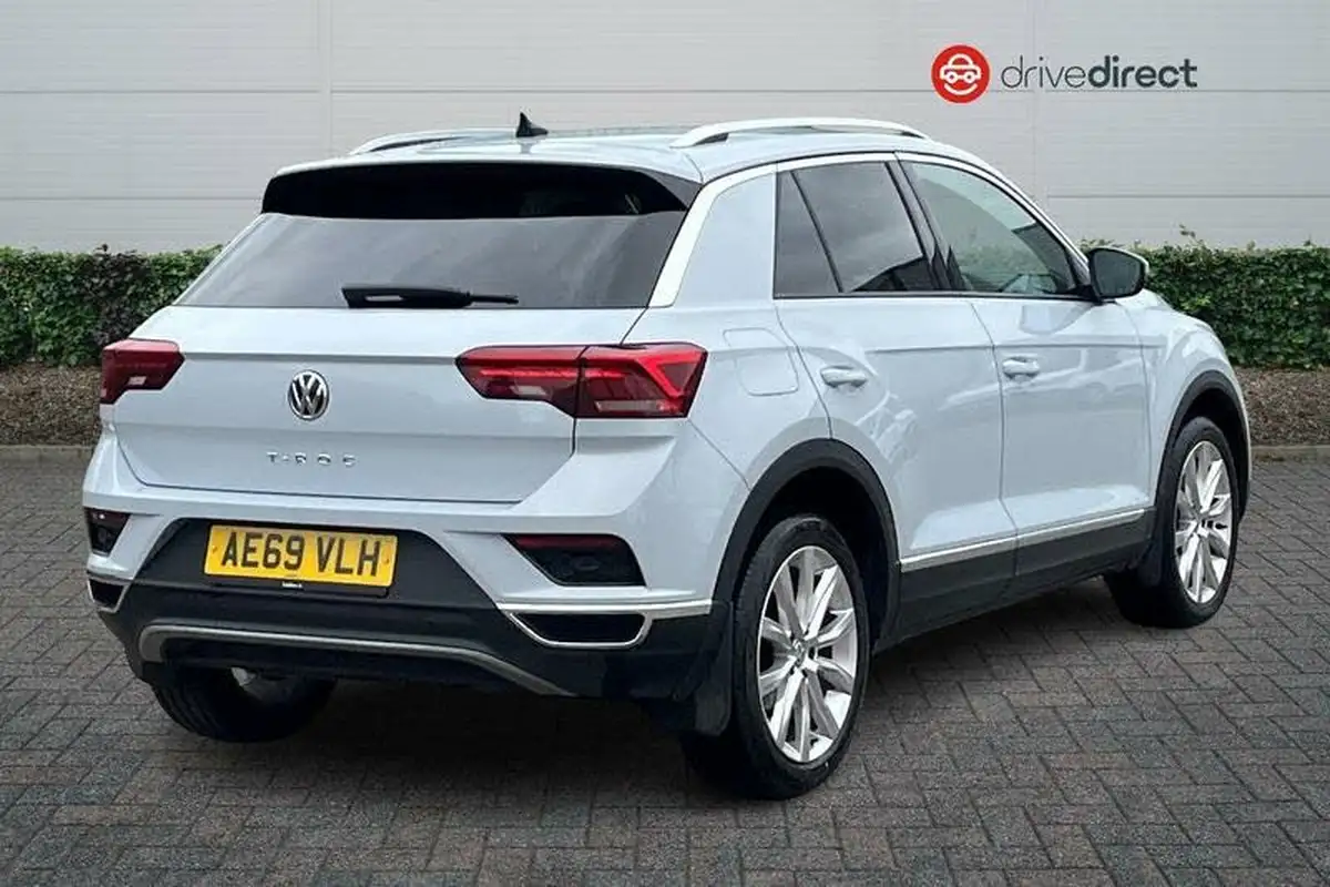 2019-volkswagen-t-roc-20tdi-sel-dsg-big-2