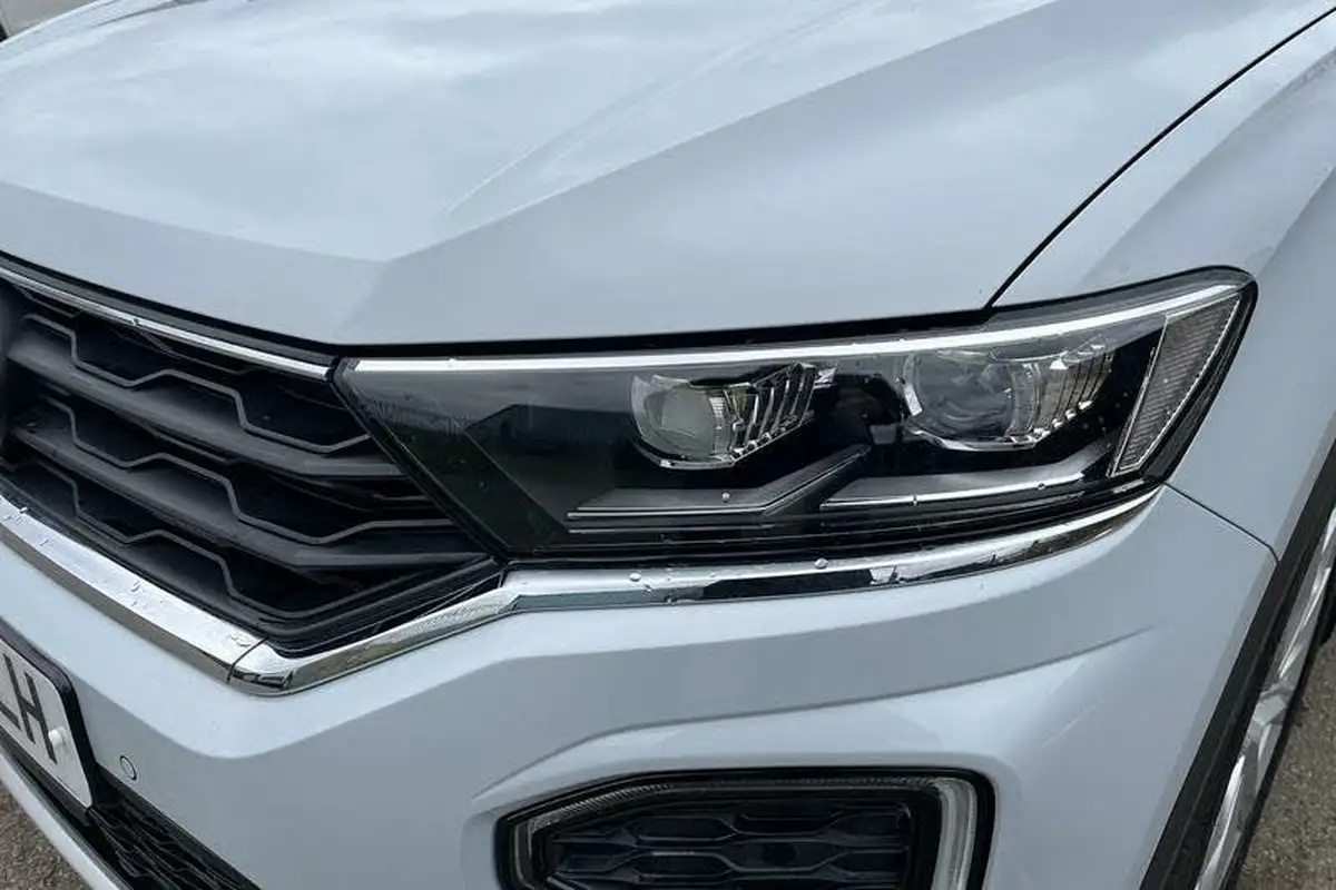 2019-volkswagen-t-roc-20tdi-sel-dsg-big-30