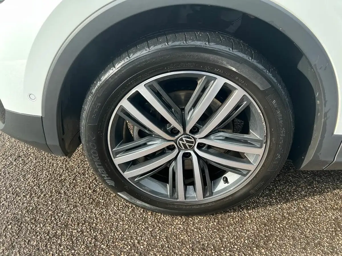 2022-volkswagen-tiguan-20-tsi-elegance-big-16