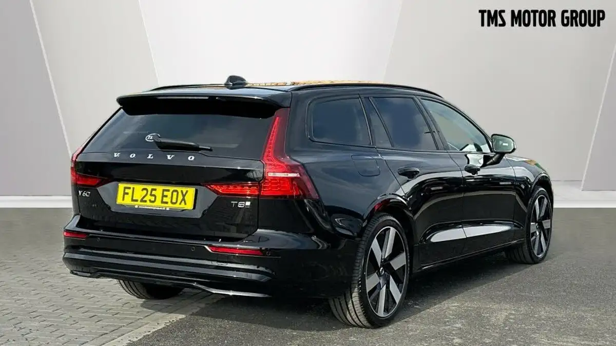 2025-volvo-v60-20-t8-ultra-big-6