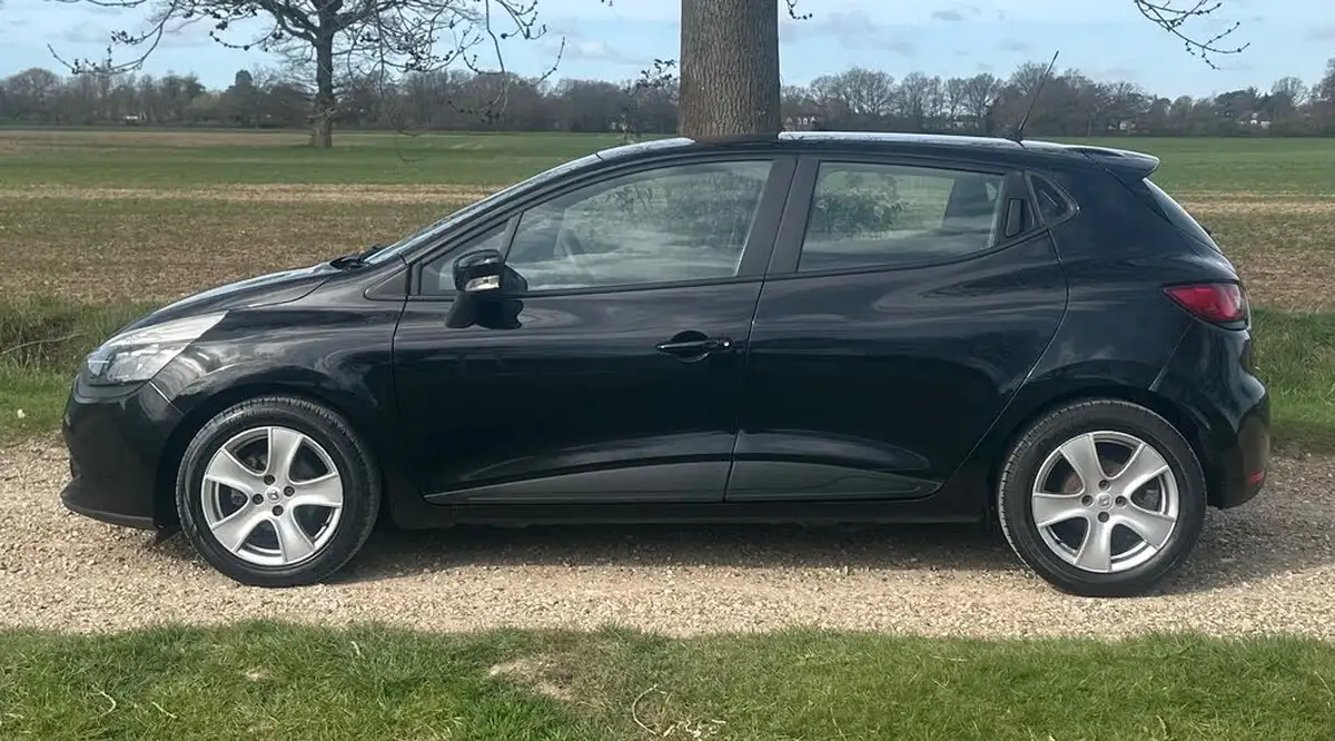 2013-renault-clio-15td-90bhp-expression-energy-ss-hatchback-5d-big-7