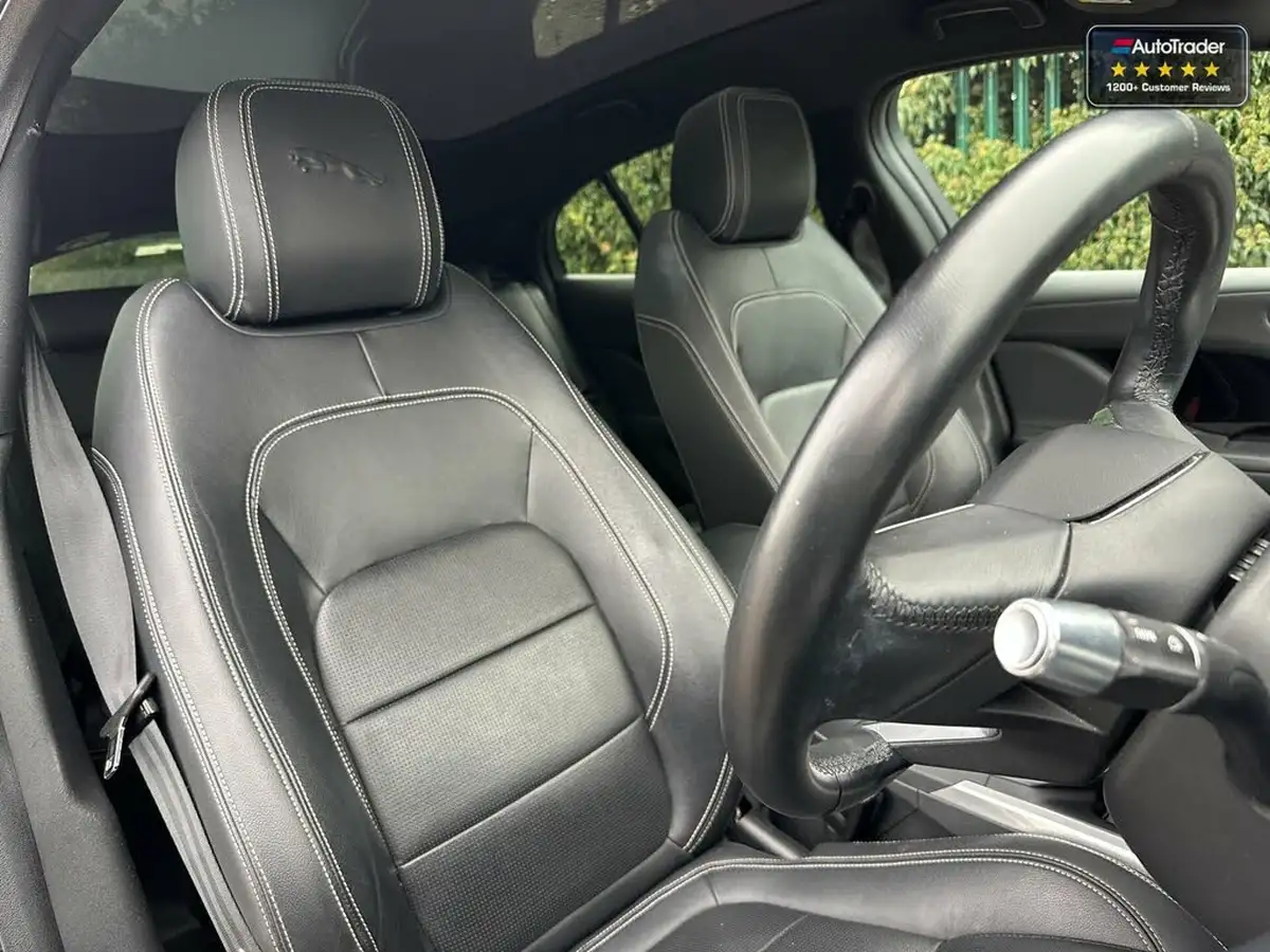 2022-jaguar-i-pace-ev400-black-big-9