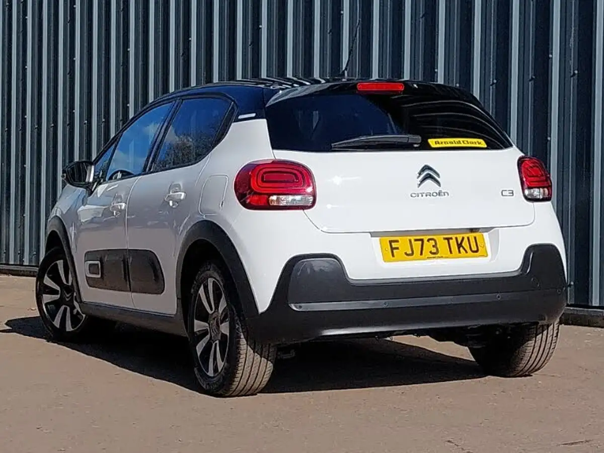 2023-citroen-c3-12-puretech-plus-110ps-eat6-big-1