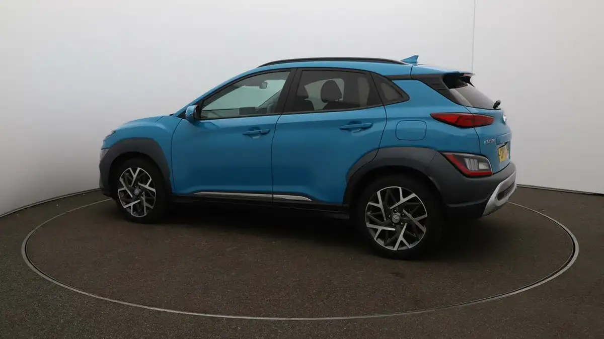 2022-hyundai-kona-16-gdi-premium-big-40